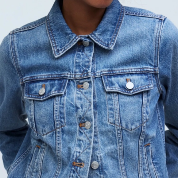 Madewell Classic Jean Jacket | Style MD243 | Used- Excellent Condition - Picture 11 of 11